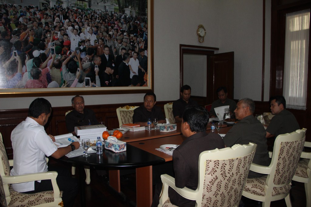 AUDIENSI KPU KOTA BOGOR DENGAN WALIKOTA BOGOR